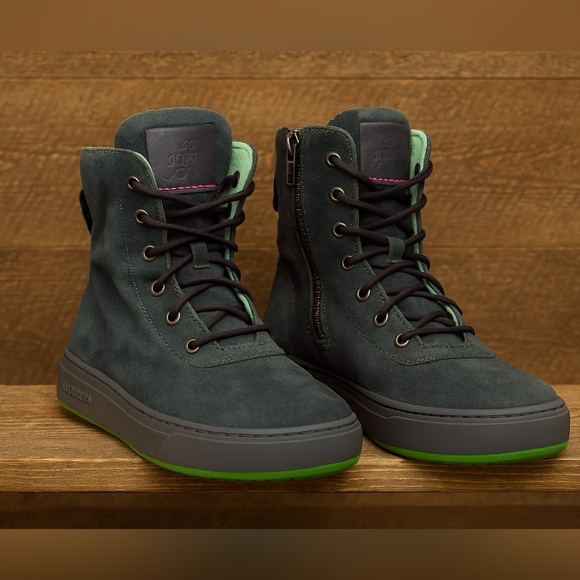 Satorisan Shoes - Satorisan Green Suede Lace-Up Boots | Size 38